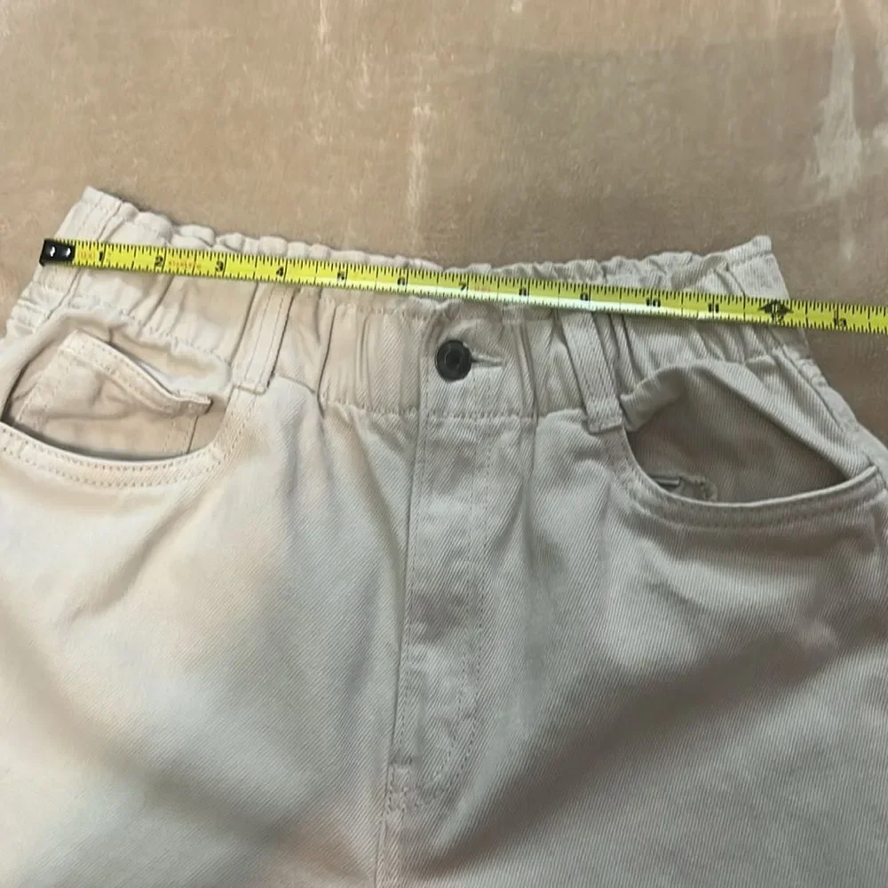H & M Elastic Scrunch Waist Beige Denim Mom Jeans Pants Women's 4